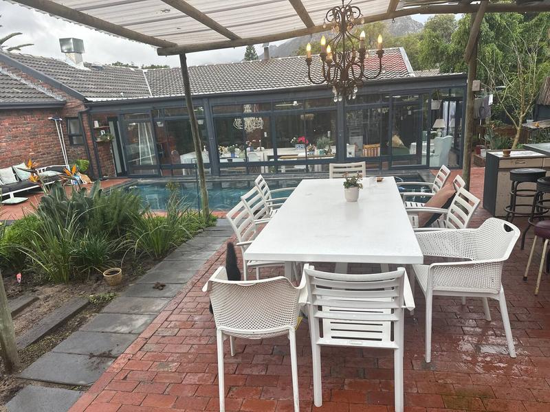 1 Bedroom Property for Sale in Helgarda Estate Western Cape